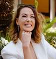 Adele agora é empresária e oferce treinamentos para lidar com menopausa  Foto: Adele Johnson / BBC News Brasil