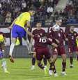  Foto: Joilson Marconne/CBF - Legenda: Endrick tenta levar o Brasil ao ataque contra a Venezuela / Jogada10