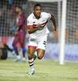  Foto: Rubens Chiri e Paulo Pinto/Saopaulofc.net - Legenda: Juan marcou no duelo contra o Água Santa / Jogada10