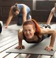 Mulher sofrendo enquanto faz exercício  Foto: iStock