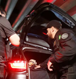 Policiais federais cumprindo mandado de busca e apreensão na Operação Tempus Veritatis  Foto: Wilton Junior/Estadão