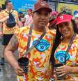 Casal aproveita bloco mesmo com chuva  Foto: Rafaela Souza