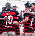 Gabigol, Pedro e Ayrton Lucas marcaram para o Flamengo   Foto: Reprodução / Twitter Flamengo / Esporte News Mundo