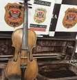 O violino, fabricado há mais de 100 anos, foi furtado no ano passado, depois que o dono se apresentou em um clube da capital.  Foto: Polícia Civil de São Paulo/Divulgação / Estadão