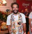 Após boatos de relação com Grazi Massafera, Humberto Carrão surge solteiro no Carnaval de Salvador. Ator comenta sobre repercussão de 'Renascer'.  Foto: Divulgação, Denilson Silva dos Santos / Purepeople