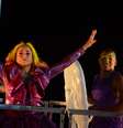 Daniela Mercury se fantasiou de Rainha Maluca no circuito Barra-Ondina (Dodô), em Salvador, no sábado, 10.  Foto: Webert Belicio/Agnews