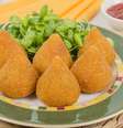 Coxinha recheada com proteína de soja  Foto: Paul_Brighton | Shutterstock / Portal EdiCase