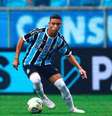  Foto: Divulgação/Grêmio - Legenda: Grêmio goleia o Santa Cruz e assume a liderança do Gauchão, mas ainda pode ser ultrapassado / Jogada10