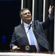 Flávio Dino em discurso na tribuna do Senado: 'Quem sabe, após a aposentadoria, eu possa aqui estar'  Foto: Marcos Oliveira/Agência Senado / Estadão