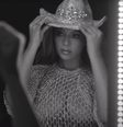 Beyoncé é a primeira mulher negra a liderar parada de country nos EUA  Foto: Reprodução de vídeo/YouTube/Beyoncé