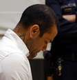 Jordi Borras/POOL/AFP via Getty Images - Legenda: Daniel Alves pegou quatro anos e meio de prisão  Foto: Jogada10