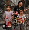 A pobreza aumentou quase 8 pontos desde Dezembro e cada vez mais famílias precisam de ajuda para sobreviver  Foto: Reuters / BBC News Brasil