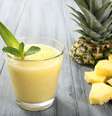 Vitamina de abacaxi  Foto: denio190 | Shutterstock / Portal EdiCase