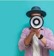 Se você é fascinado pela habilidade de transmitir ideias com eloquência e charme, descubra quais signos se destacam na comunicação  Foto: Shutterstock / João Bidu