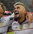 Gabi e Arrascaeta   Foto: Gilvan de Souza/Flamengo / Esporte News Mundo