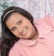 Elisângela Oliveira de Jesus, de 33 anos, morreu no hospital após ser internada por sofrer graves queimaduras enquanto fritava um ovo  Foto: Reprodução/Redes sociais