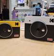 Kodak Mini Shot 2 e Mini Shot 3 lado a lado (Diego Sousa/Canaltech)  Foto: Canaltech