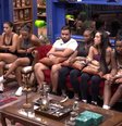 O grupo estava reunido na sala da casa, aguardando instruções para a Prova do Anjo  Foto: Reprodução/ X
