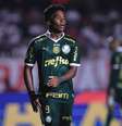 Endrick pelo Palmeiras contra o São Paulo no Campeonato Paulista  Foto: ETTORE CHIEREGUINI/AGIF - AGÊNCIA DE FOTOGRAFIA/ESTADÃO CONTEÚDO