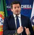 André Ventura, líder do Chega, sacudiu o eleitorado aventando a possibilidade de uma suposta fraude eleitoral, o que as autoridades portuguesas negam  Foto: Horacio Villalobos/Getty Images / BBC News Brasil