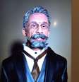 Machado de Assis criado por inteligência artificial exposto na ABL recebeu críticas  Foto: Reprodução/Instagram