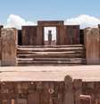 As construções de Tiwanaku foram feitas com blocos de pedra de até 130 toneladas  Foto: Getty Images / BBC News Brasil