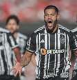  Foto: Pedro Souza/Atlético-MG - Legenda: Hulk comemorou um gol pela 100ª vez contra o América / Jogada10