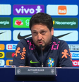  Foto: Leandro Lopes/CBF - Legenda: Arthur Jorge estuda novas estratégias para levar o Brasil a mais um sucesso na C0pa Ouro. Vem tÍtulo em cima das americanas? / Jogada10