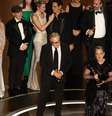 Diretor Christopher Nolan e equipe de "Oppenheimer" recebem Oscar de melhor filme  Foto: DW / Deutsche Welle