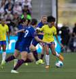  Foto:  Leandro Lopes/CBF - Legenda: Seleção Brasileira batalhou, mas não conseguiu superar a defesa dos Estados Unidos / Jogada10
