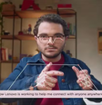 Projeto que traduz libras usando IA é finalista brasileiro em concurso internacional  Foto: Divulgação/Lenovo