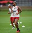 Gabgol treinando no Flamengo.  Foto: Marcelo Cortes/Flamengo / Esporte News Mundo