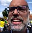O blogueiro foragido Allan dos Santos participou dos atos em favor de Jair Bolsonaro em Orlando, nos Estados Unidos, em 2022  Foto: @allandossantos2022 via Instagram / Estadão