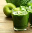 Suco verde para aumentar a saciedade  Foto: Africa Studio | Shutterstock / Portal EdiCase