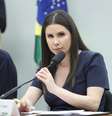 Presidente da CCJ, deputada Carol de Toni (PL-SC), em sessão do colegiado nesta terça, 12  Foto: Mário Agra/Câmara dos Deputados
