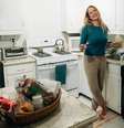 Luana Piovani na cozinha de seu apartamento duplex em Nova York  Foto: Reprodução/@luapio