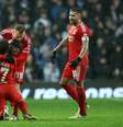 Comemoração dos jogadores no gol do Benfica.   Foto: Ian MacNicol/Getty Images / Esporte News Mundo