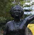 Foi instalada uma estátua em homenagem a Marielle Franco, no Centro do Rio de Janeiro  Foto: Fernando Frazão/Agência Brasil