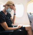Imagem meramente ilustrativa de mulher passando mal dentro de avião  Foto: iStock