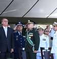 O ex-presidente da República, Jair Bolsonaro em comemorações do Dia do Soldado, no Quartel-General do Exército, em Brasília, ao lado dos comandantes das Forças (da esq. para dir.), general Freire Gomes, almirante Almir Garnier e brigadeiro Carlos Baptista Júnior  Foto: Antonio Cruz/Agência Brasil / Estadão