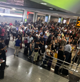 Aeroporto de Congonhas fica lotado de passageiros após interrupção nos voos  Foto: Reprodução/X