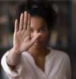 denuncia_tardia_violencia_contra_a_mulher.jpg  Foto: iStock/fizkes