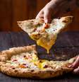 Pizza Carbonara, da 'A Pizza da Mooca'  Foto: Mário Rodrigues