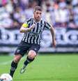  Foto: Felipe Santos/Ceará - Legenda: Vovô mostra que a pipa está bem erguida. Que venha, então, o Leão! / Jogada10