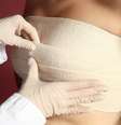 Mastopexia e mamoplastia sem silicone: entenda como são as cirurgias  Foto: Shutterstock / Saúde em Dia