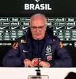  Foto: Felipe David / Jogada10 - Legenda: Dorival Júnior durante a coletiva de imprensa / Jogada10
