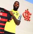  Foto: Marcelo Cortes/CRF  - Legenda: Gerson realiza atividade leve na academia do Ninho do Urubu / Jogada10