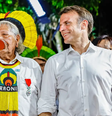 Cacique Raoni recebe honraria de Macron e pede demarcações a Lula  Foto: Ricardo Stuckert / PR