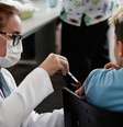 Mais 165 cidades terão campanha de vacinação contra a dengue  Foto: Wilton Junior/Estadão / Estadão