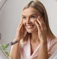 Ginástica facial auxilia no tratamento contra rugas  Foto: Shutterstock / Alto Astral